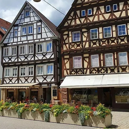 2 Fuchskreuzhof *